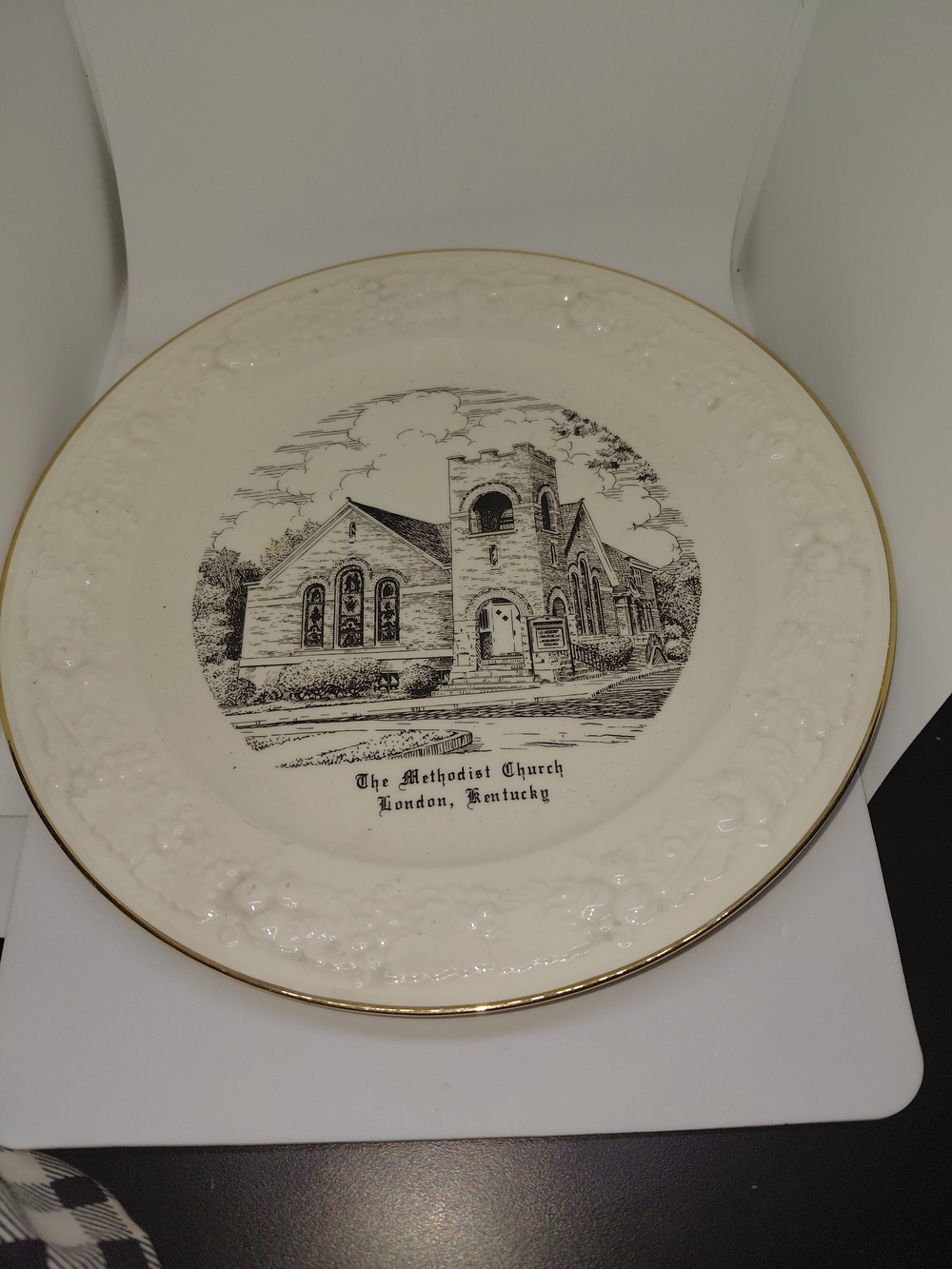 Decorative Church Commemorative Plate - Cream with Gold Trim